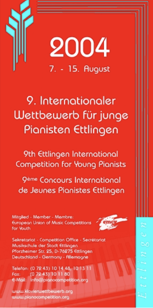Brochure 2004